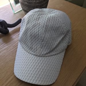 Athleta Cap OS White